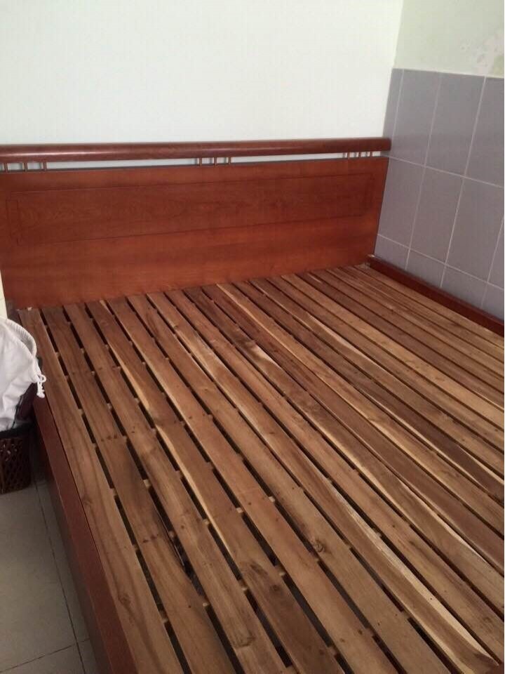 Giường MDF nâu